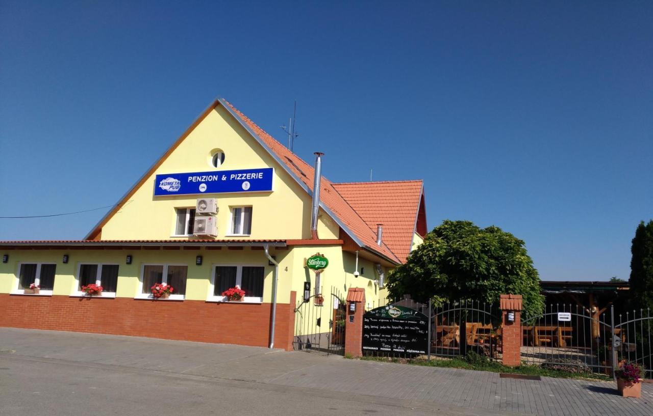 Penzion Kometa Pasohlávky Exteriör bild