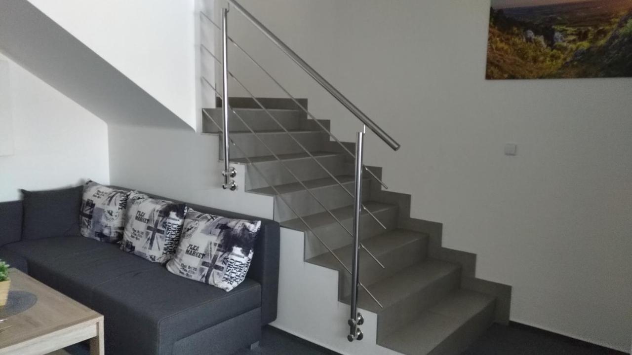 Penzion Kometa Pasohlávky Exteriör bild